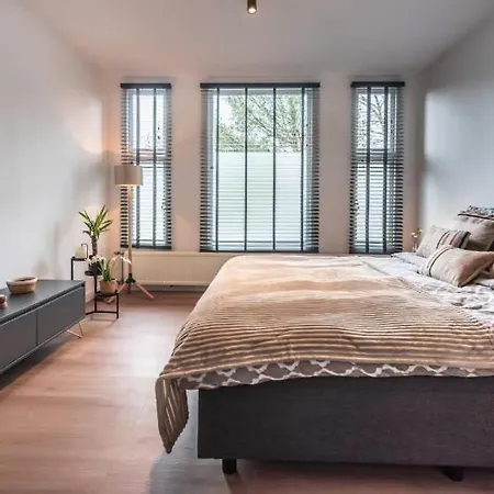 De Tulp Luxury - Free Parking! Apartamento *